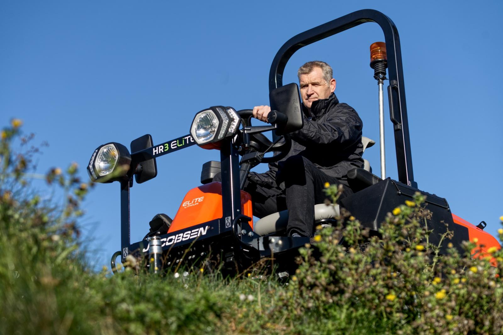 HR3 ELiTE (Commercial/Rotary Mowers) | Jacobsen